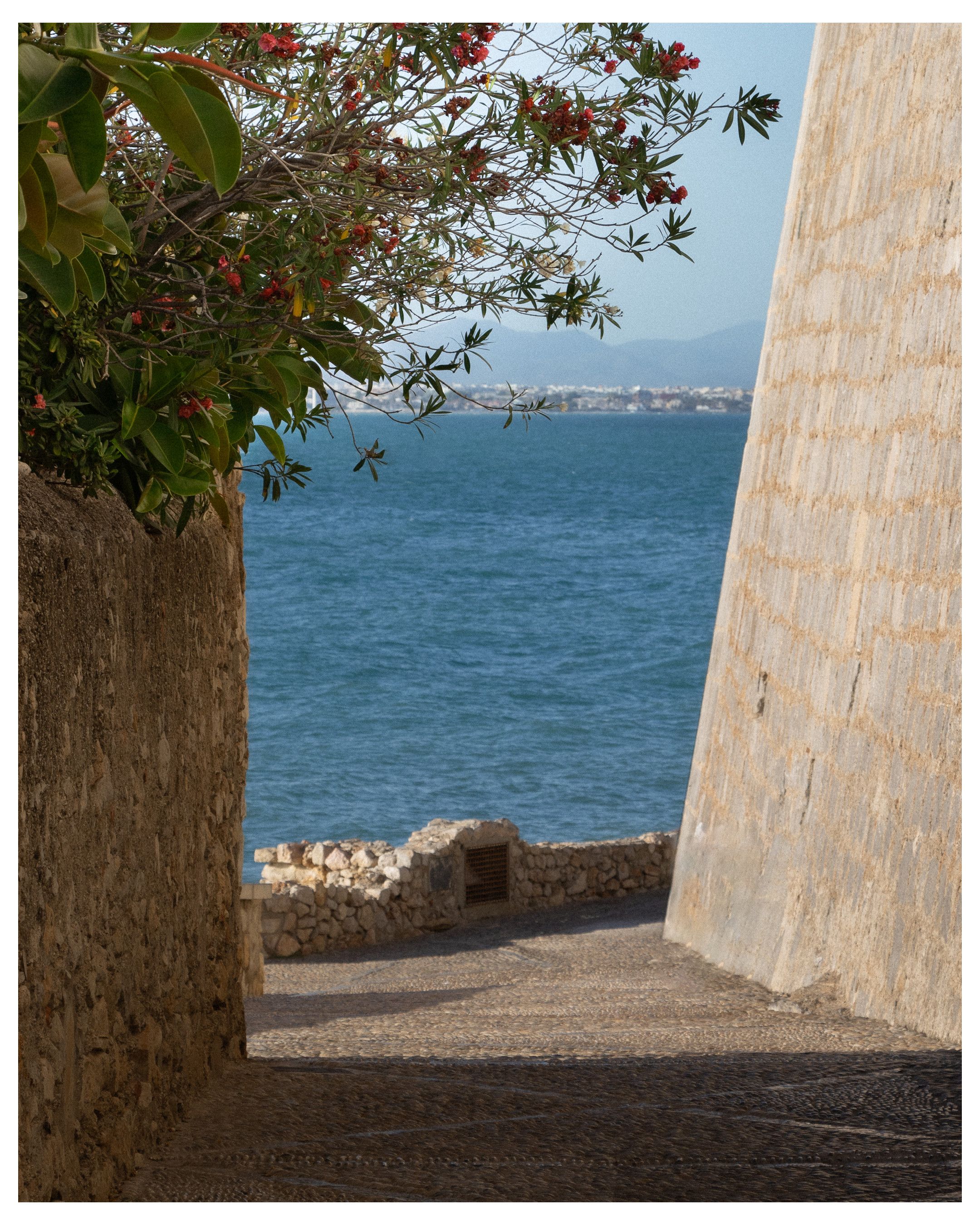 Vistas al mar desde las murallas de Peñíscola